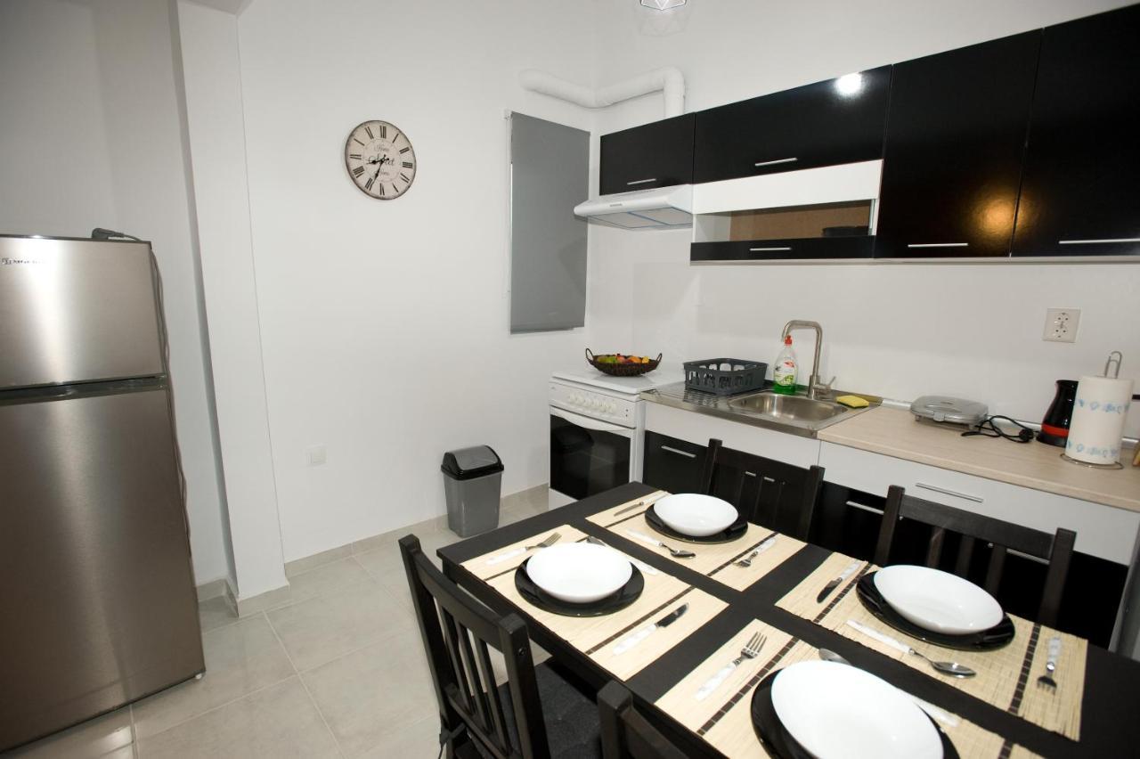 Sea Gem Apartment 1 Néoi Epivátai Dış mekan fotoğraf