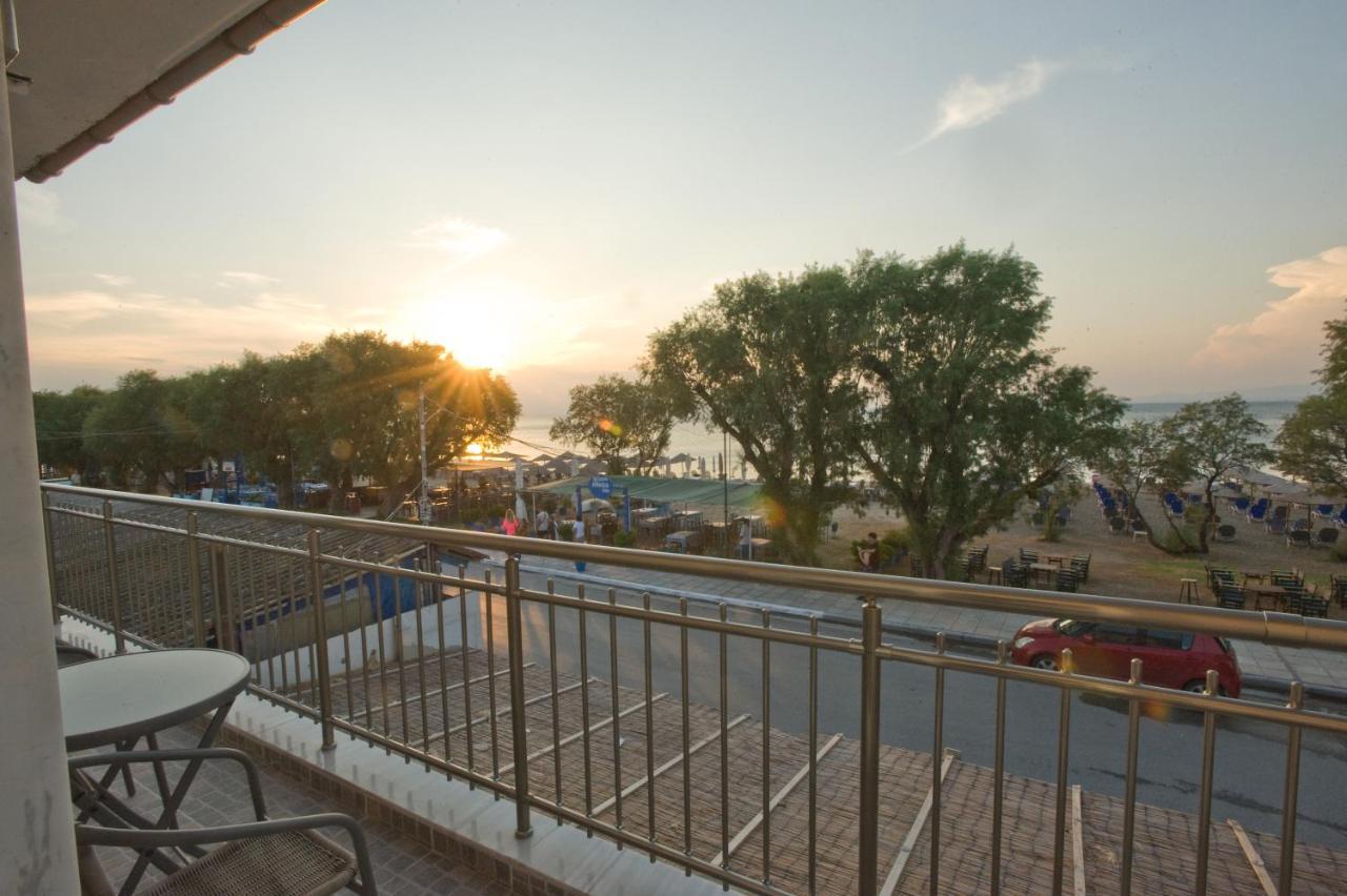 Sea Gem Apartment 1 Néoi Epivátai Dış mekan fotoğraf