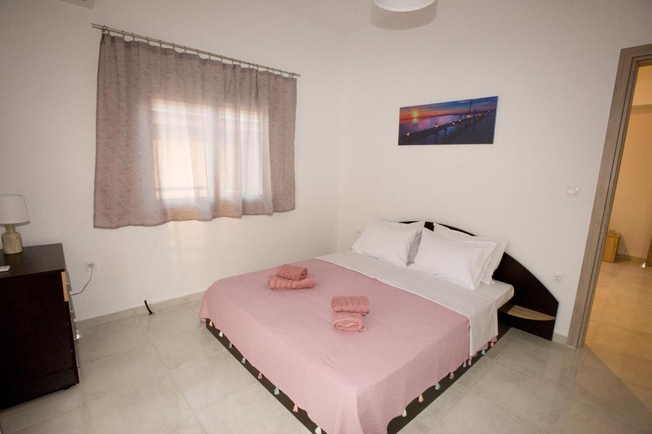 Sea Gem Apartment 1 Néoi Epivátai Dış mekan fotoğraf